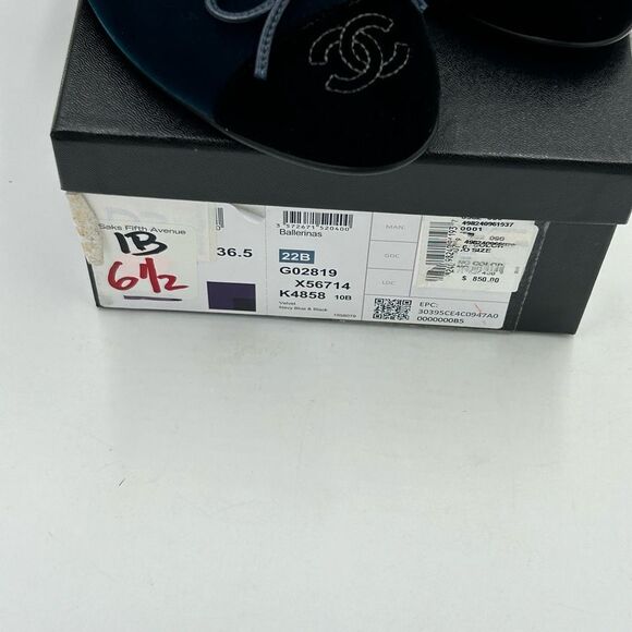 Women’s Chanel velvet ballet flats size 36.5 made in Italy - Picture 9 of 11